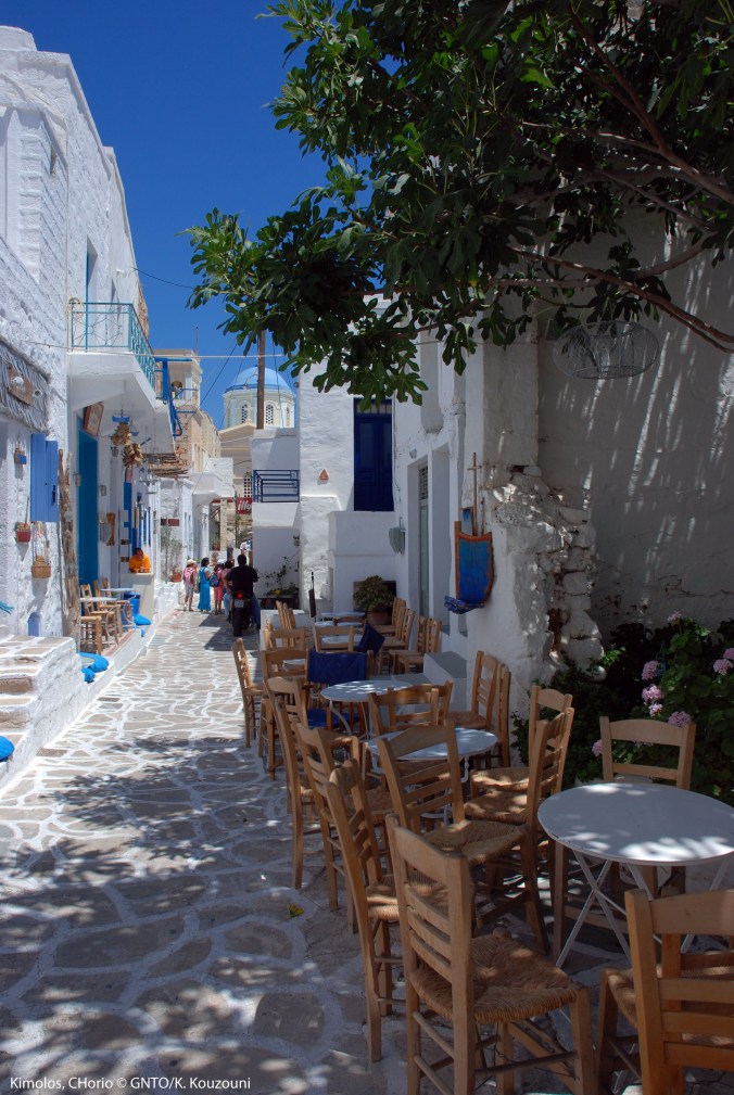 Kimolos_Chorio_photo K Kouzouni